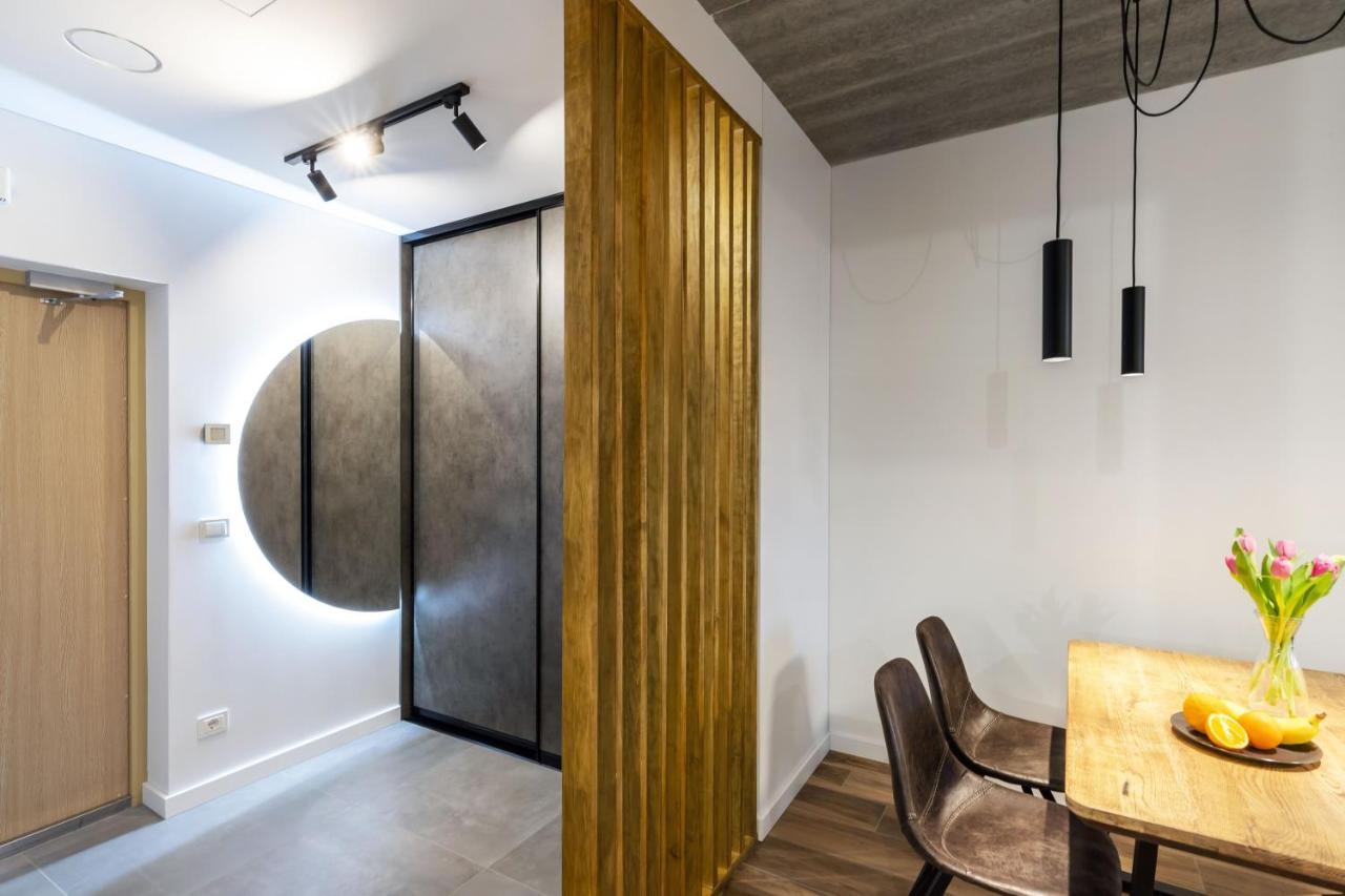 City Center Sanctuary Modern Business-Class Studio With Free Parking In The Heart Of Вильнюс Экстерьер фото