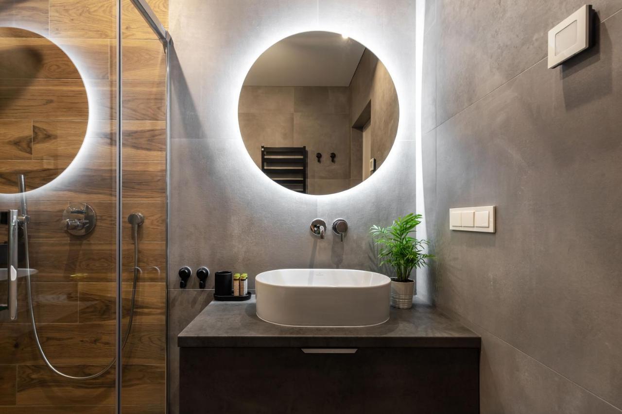 City Center Sanctuary Modern Business-Class Studio With Free Parking In The Heart Of Вильнюс Экстерьер фото