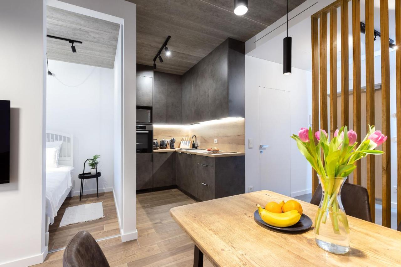 City Center Sanctuary Modern Business-Class Studio With Free Parking In The Heart Of Вильнюс Экстерьер фото